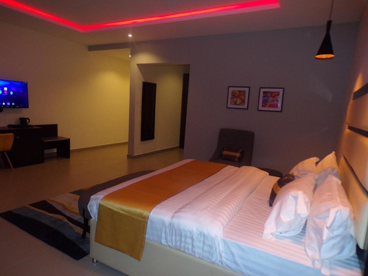 The Mayhill Lekki Exterior foto